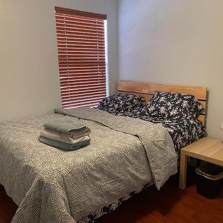 Room Downtown Далас Екстериор снимка